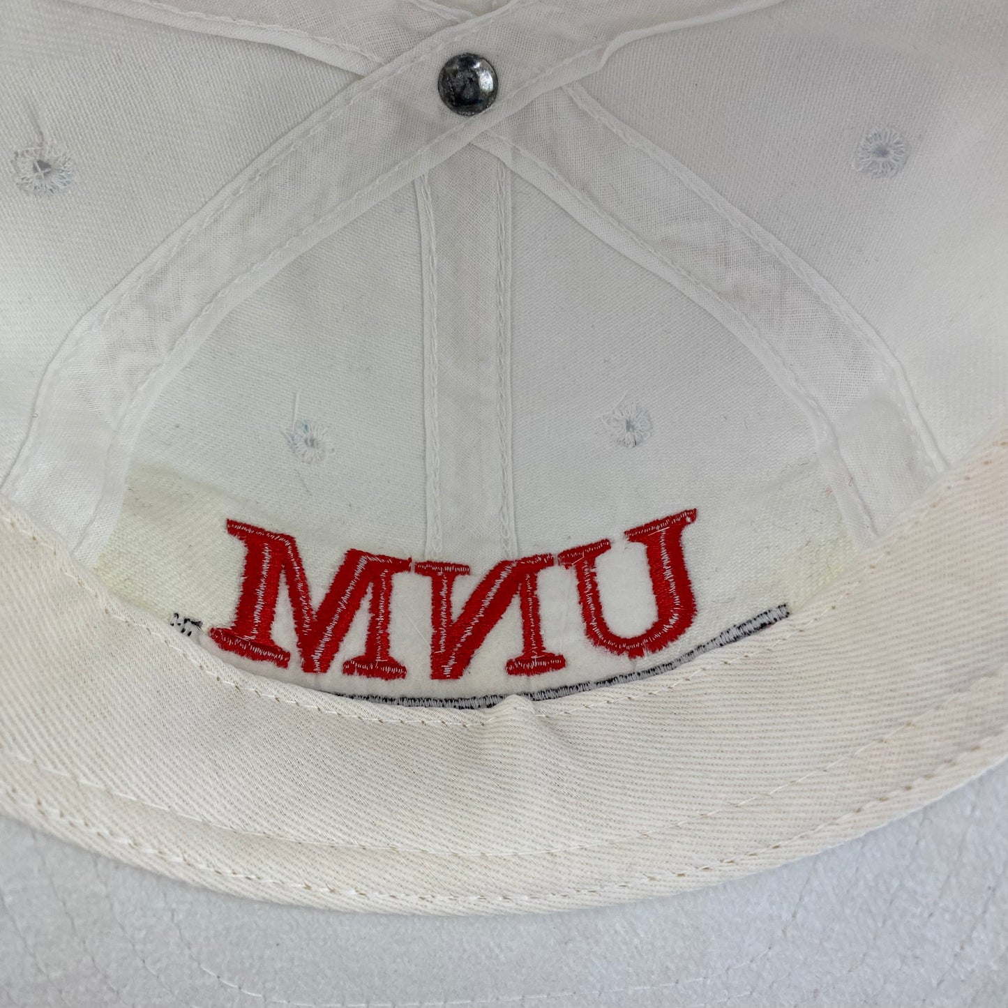 Vintage 90s University of New Mexico Lobos (UNM) College Hat