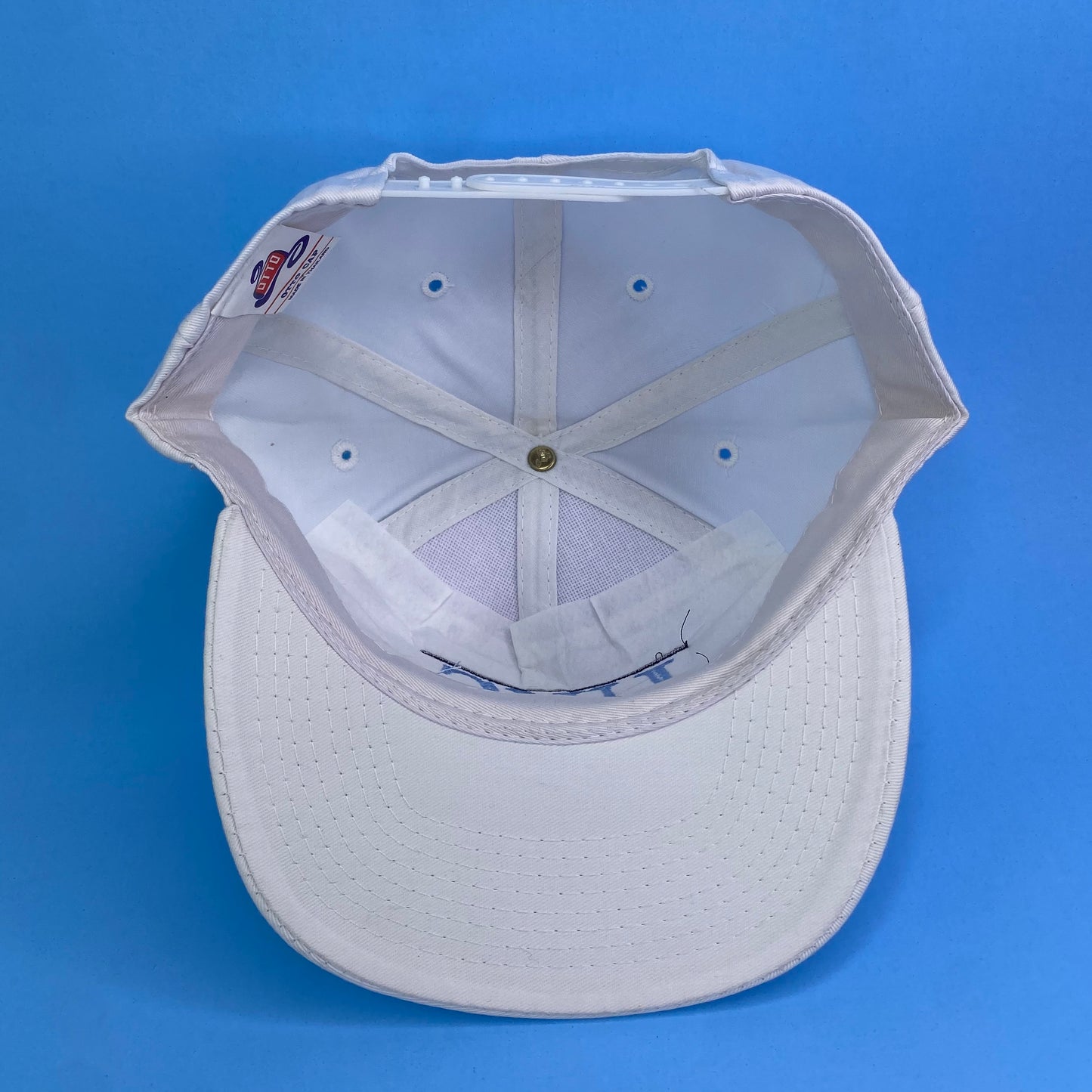 Vintage 90s North Carolina Tar Heels (UNC) Split Bar Hat