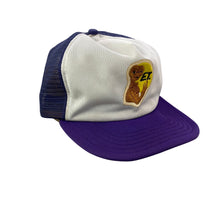 Load image into Gallery viewer, Vintage ET Movie Trucker Hat
