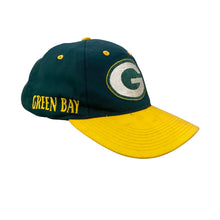 Load image into Gallery viewer, Vintage Green Bay Packers Hat
