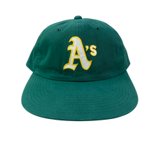 Load image into Gallery viewer, Vintage Oakland Athletics A’s Starter Hat
