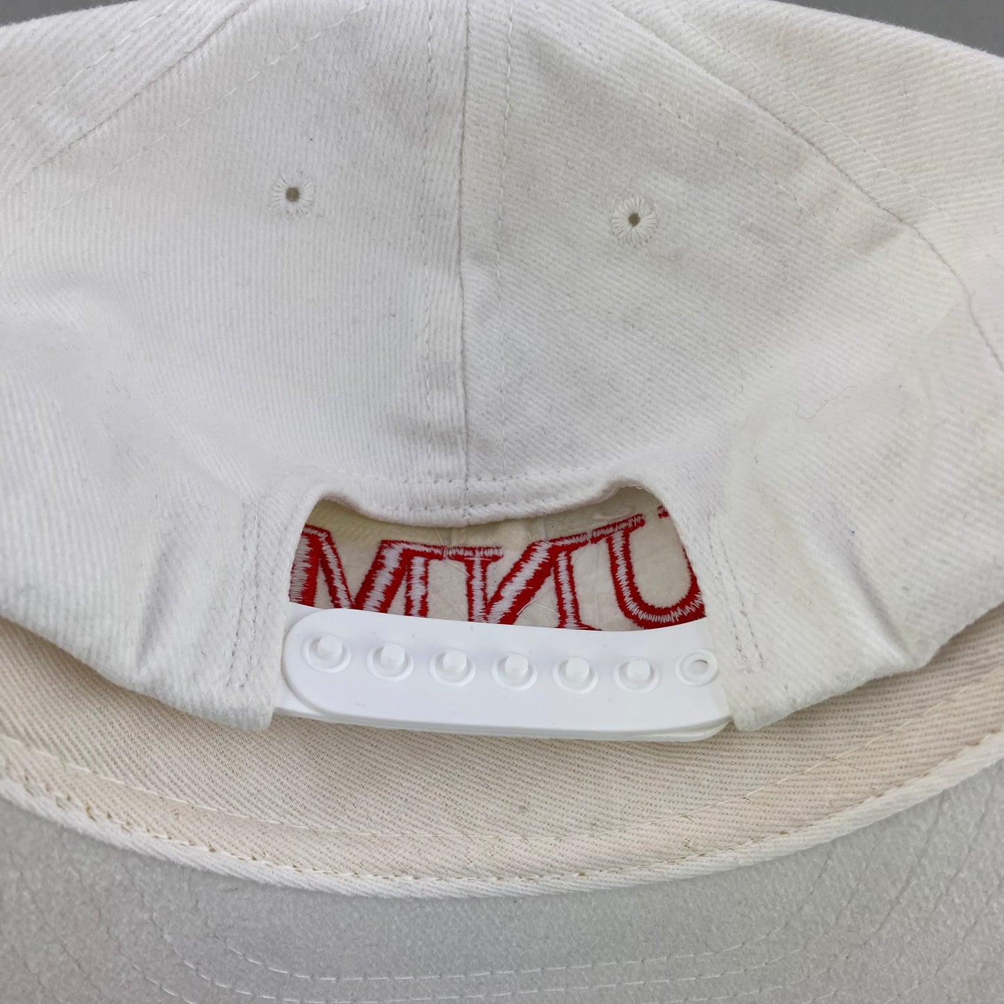 Vintage 90s University of New Mexico Lobos (UNM) College Hat