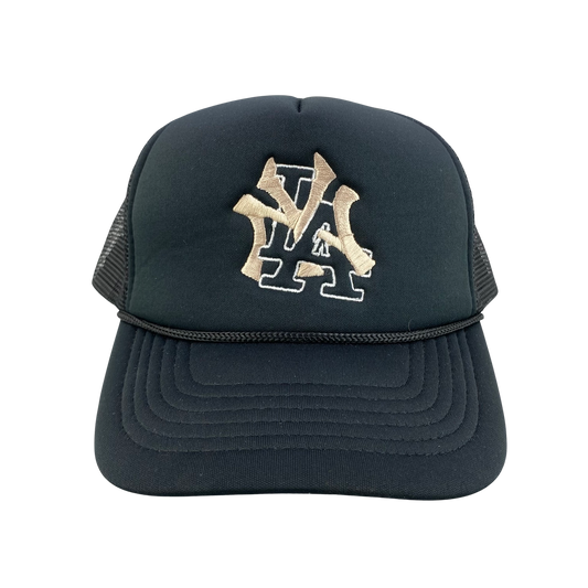 NY LA - Never lose your aura Trucker Hat