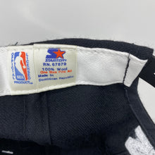 Load image into Gallery viewer, Vintage 90s Chicago Bulls Starter Hat
