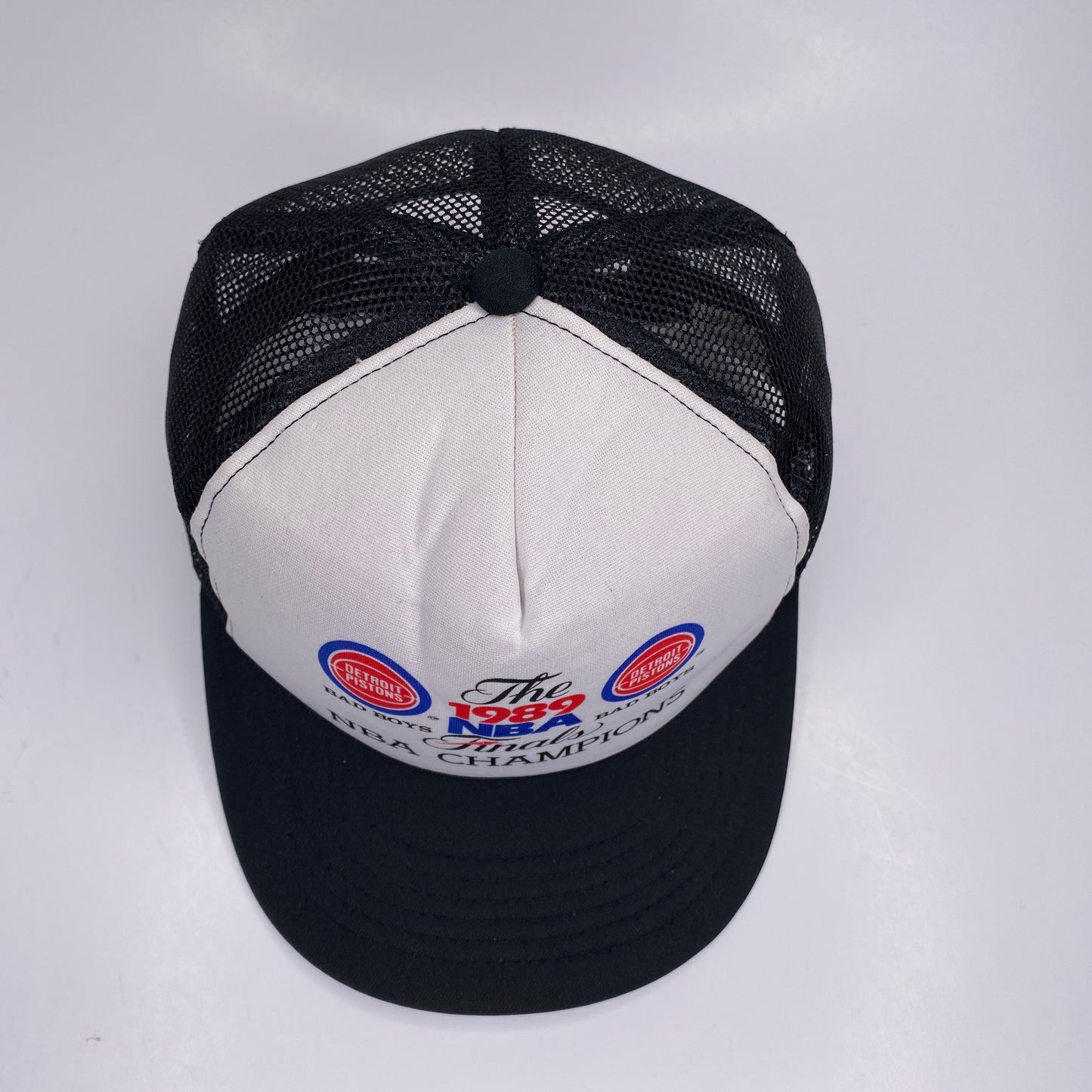 Vintage 1989 Detroit Pistons World Champions Mesh Hat