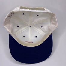 Load image into Gallery viewer, Vintage 90s Nabisco Dinah Shore Tennis Tournament Hat
