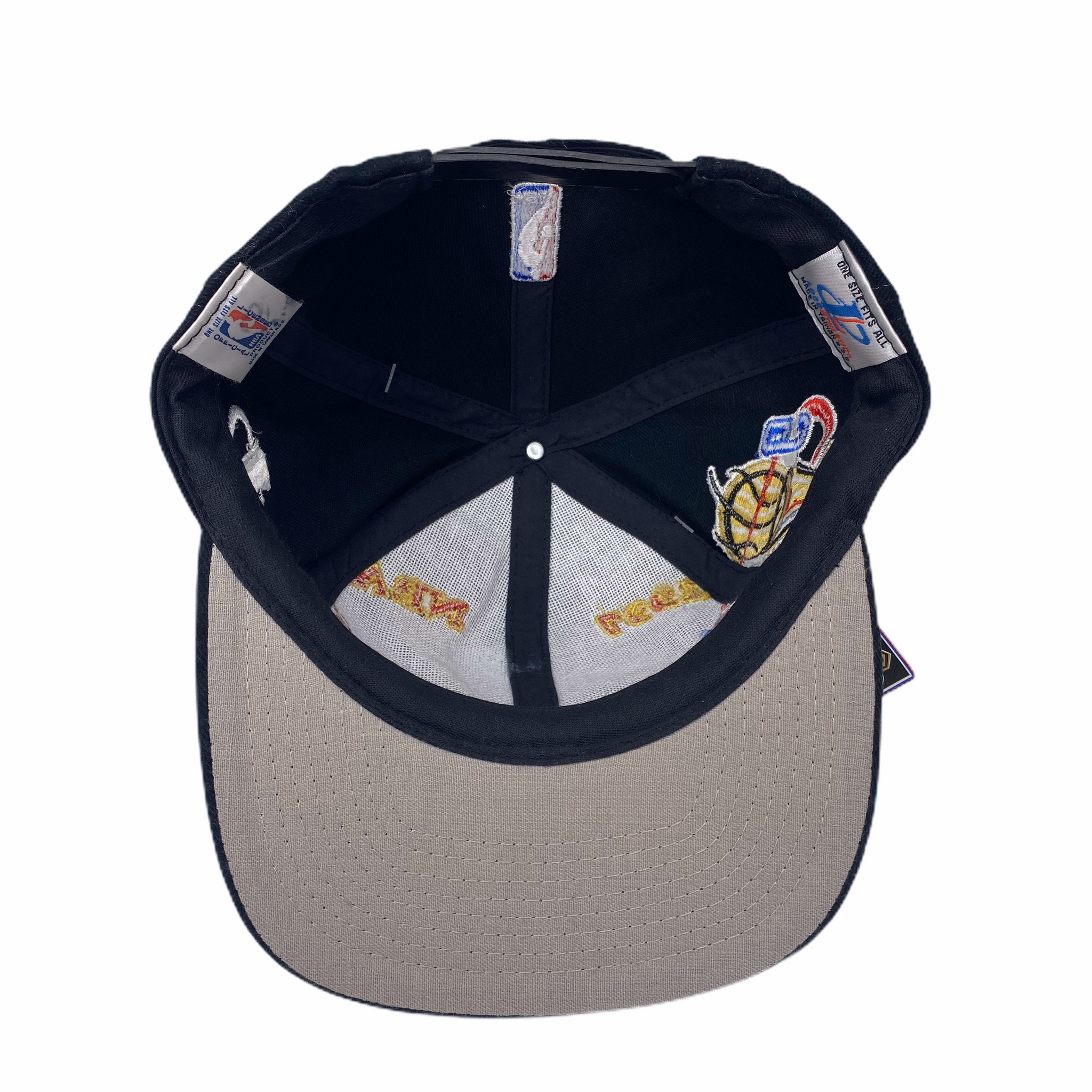 Vintage 1997 Chicago Bulls Locker Room Champions Hat - B – Zeus 